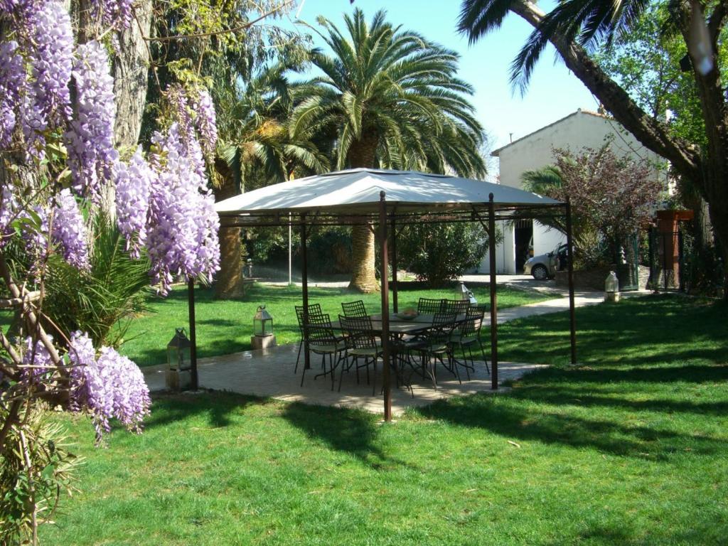 مبيت وإفطار بيربينيو Domaine Saint Nicolas المظهر الخارجي الصورة